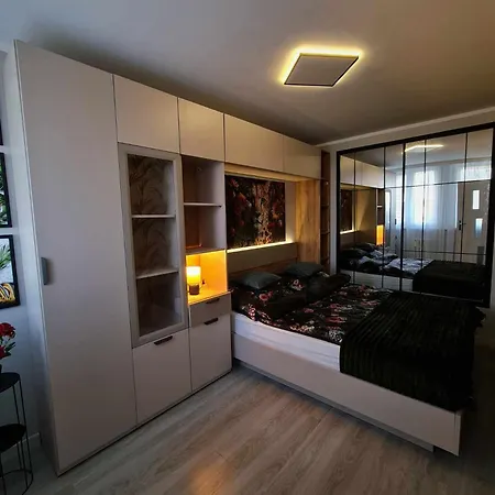 Gwiezdna 15 * Legnica